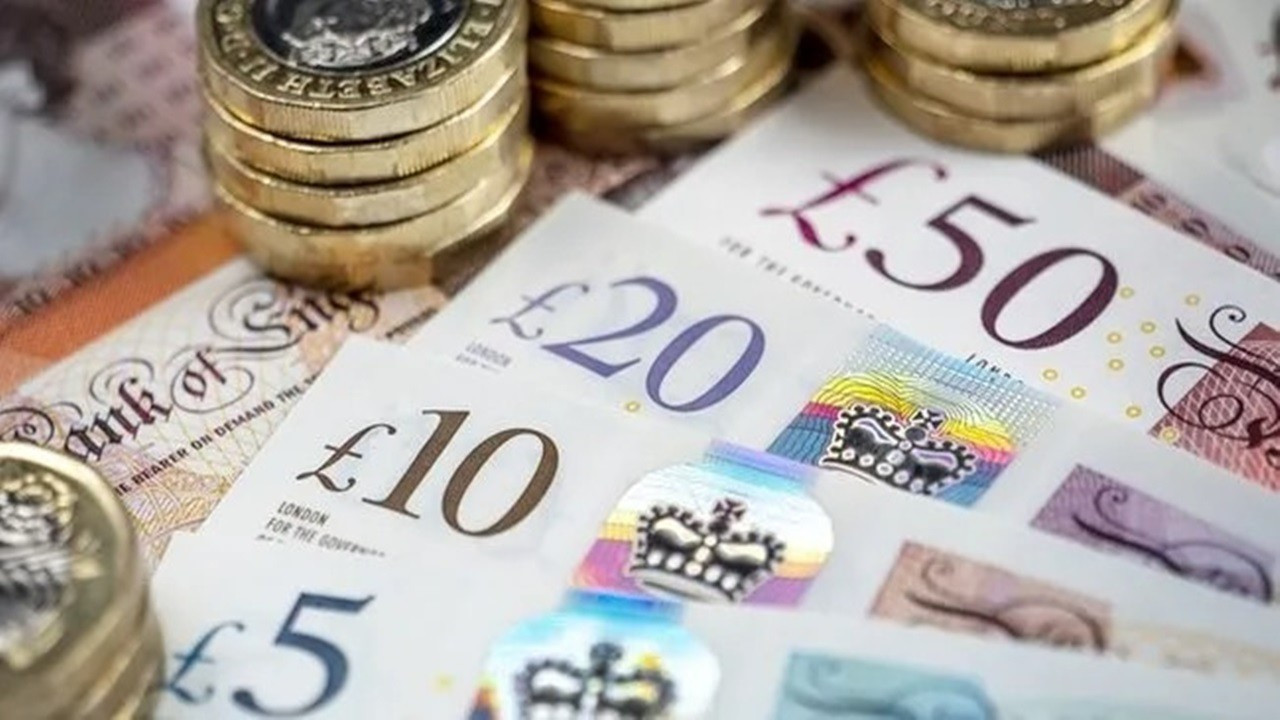Sterlin Enflasyon Verisi Sonrası Değer Kaybetti: Faiz İndirimi Beklentisi Arttı