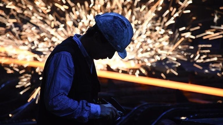 Dezenflasyon Süreci Beklentileri Karşılamıyor: İç Talep Enflasyonu Tetikliyor