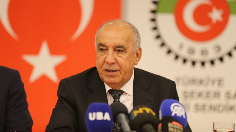 Yeni Nesil Emek Yasası Zorunluluk: Sendikal Haklar ve Çalışma Koşulları Masada