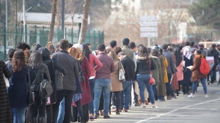 DİSK-AR Raporu: İşsizlerin Yüzde 84’ü İşsizlik Ödeneği Alamıyor