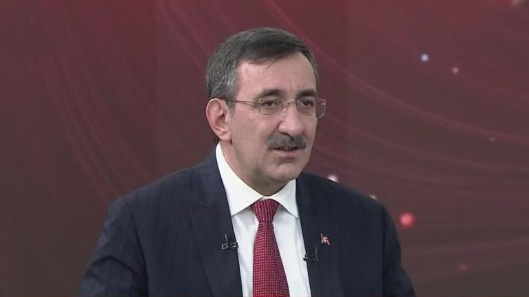 Enflasyon Düşüşe Geçiyor Mu? Cevdet Yılmaz’dan Kritik Açıklamalar!