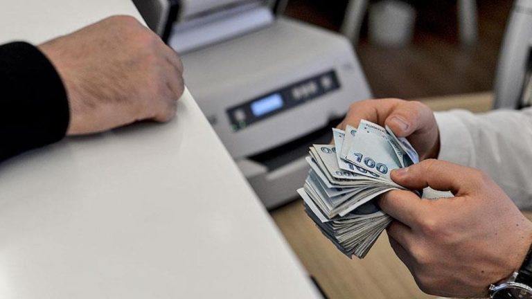 Emekli Maaşları 2024: En Düşük Maaş Ne Kadar Olacak? Zam Oranları Beklentisi
