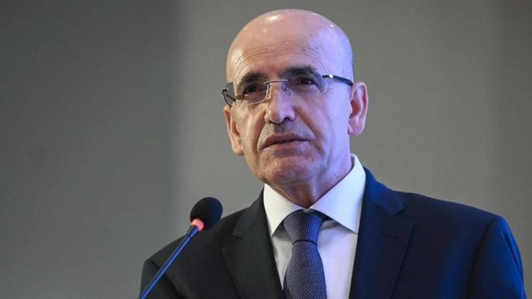 Bakan Şimşek’ten Vergi ve Harçlara Yeniden Değerleme Altında Zam Sinyali