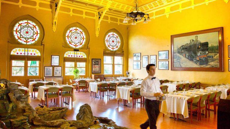 Restoranlar Online Platformlara Rest Çekiyor: %20 İndirimle Boykot Hazırlığı!