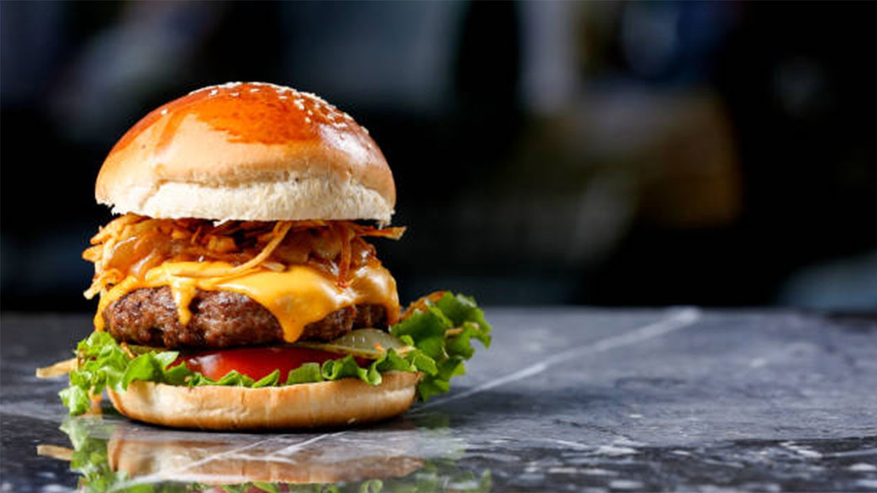 McDonald’s Geliri Beklentileri Karşılamasa da Satışlar Arttı!