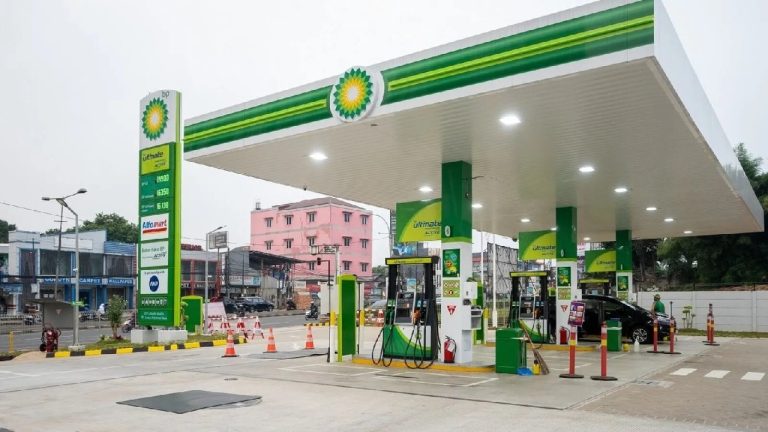 BP’nin 3. Çeyrek Kârı Beklentileri Aştı: 2,21 Milyar Dolar Net Kâr