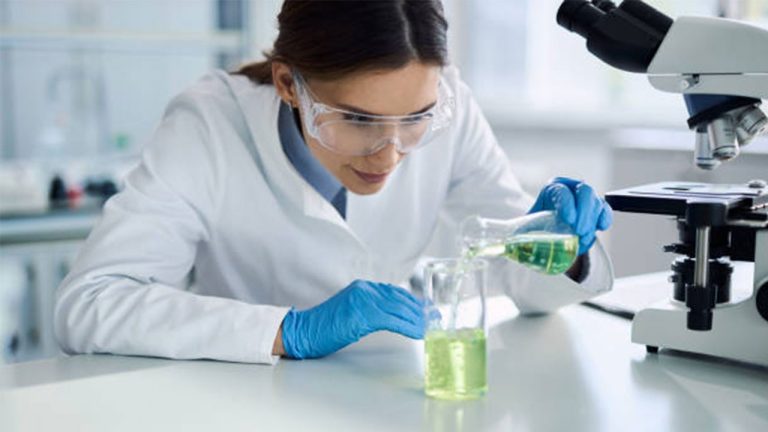 Wacker Chemie Maliyetleri Düşürüyor: 1500 Çalışanı İşten Çıkaracak