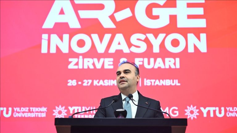 Bakan Kacır: Türkiye, Yüksek Teknolojili Üretimde Daha da İleriye Gidecek