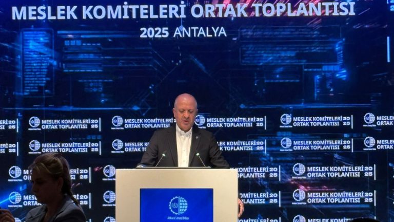 ASO Başkanı: Mevcut Ekonomik Tablo Sürdürülebilir Değil, Sanayisizleşme Önlenmeli