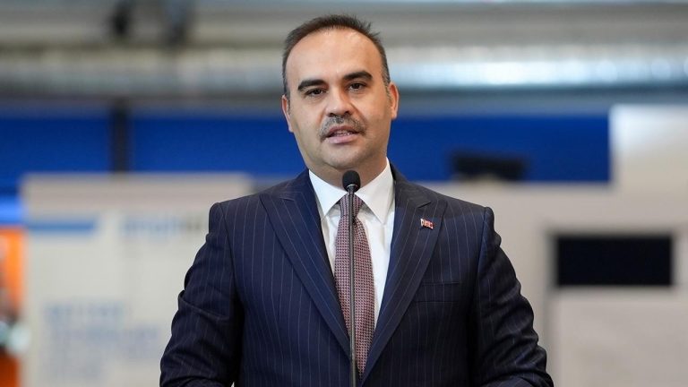 İhracat Rekoru! Kasımda İhracat Yüzde 2,2 Arttı, Yıllık 270,6 Milyar Doları Aştı