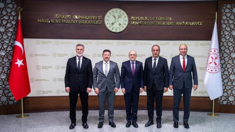 Şoför Esnafının Talepleri Bakan Şimşek’e İletildi: Vergi ve Gelir Desteği Gündemde