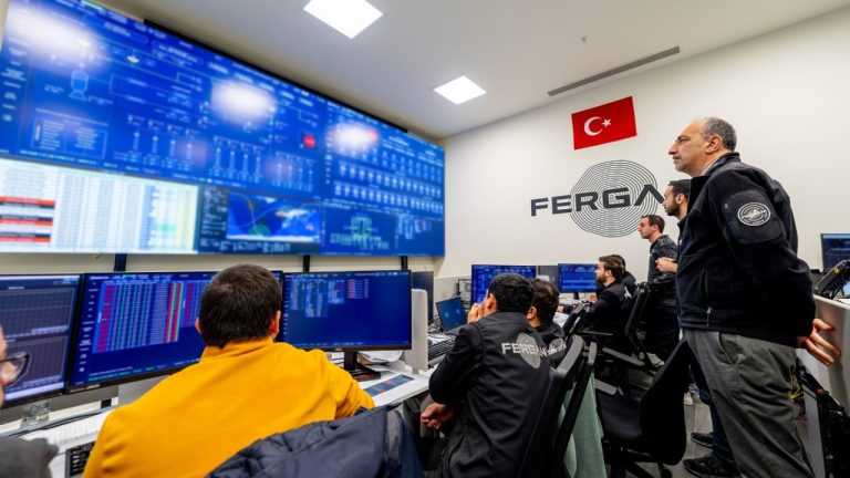 Türkiye’nin İlk Yörünge Transfer Aracı Uzayda Hibrit Motorunu Ateşledi!