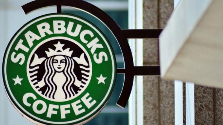 Starbucks Çalışma Yasasını İhlal Etti: Çalışanlara 35 Milyon Dolar Ödeyecek