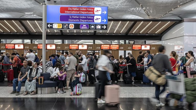 THY ve Samsung’dan Akıllı Bagaj Takibi: Seyahat Deneyimi Yeniden Tanımlanıyor