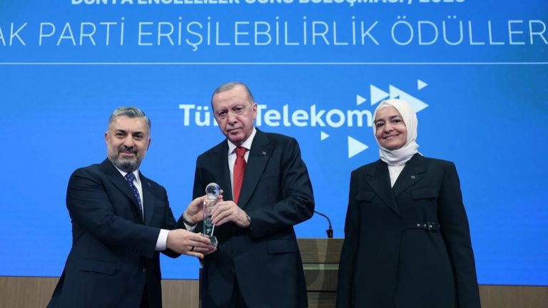 Türk Telekom’a Cumhurbaşkanı Erdoğan’dan Dijital Erişilebilirlik Ödülü