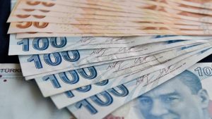 Türkiye Ekonomisi Yavaşlıyor: Merkez Bankası’na Faiz İndirimi İçin Alan Açılıyor mu?