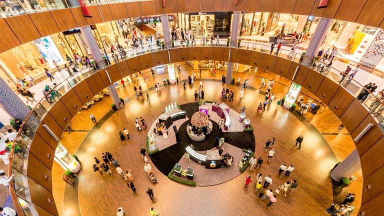 AVM Ziyaretleri Artıyor Ama Harcamalar Aynı Oranda Yükselmiyor