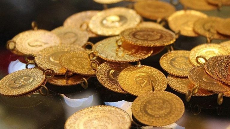 Altın Yükselişte: Ons Altın Kritik Eşiği Aştı mı? Uzmanlar Ne Diyor?