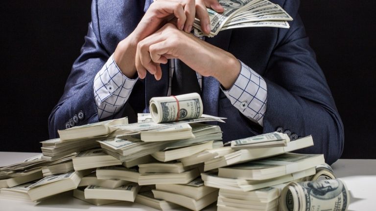 Kişilik Serveti Etkiliyor mu? Zenginleşmede Sorumluluk Faktörü Öne Çıkıyor