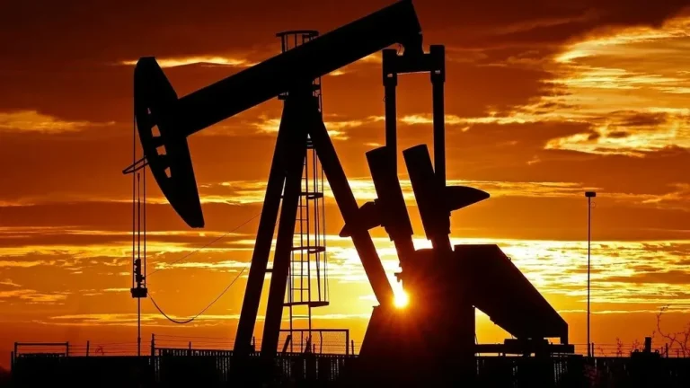 İran Anlaşması Petrol Fiyatlarını Etkiledi: Piyasalarda Yeni Oluşum