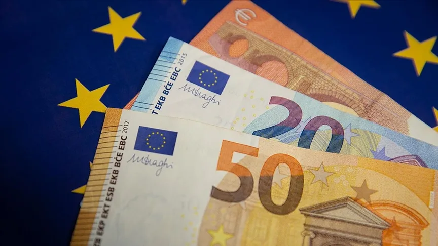 Euroda Kısa Vadeli Baskı Sürerken Uzmanlar Dikkat Çekici Uyarılarda Bulunuyor
