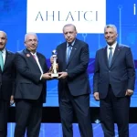 Kuyumculuk Sektörünün İhracat Şampiyonu Ahlatcı, Ödülünü Cumhurbaşkanı Erdoğan’dan Aldı