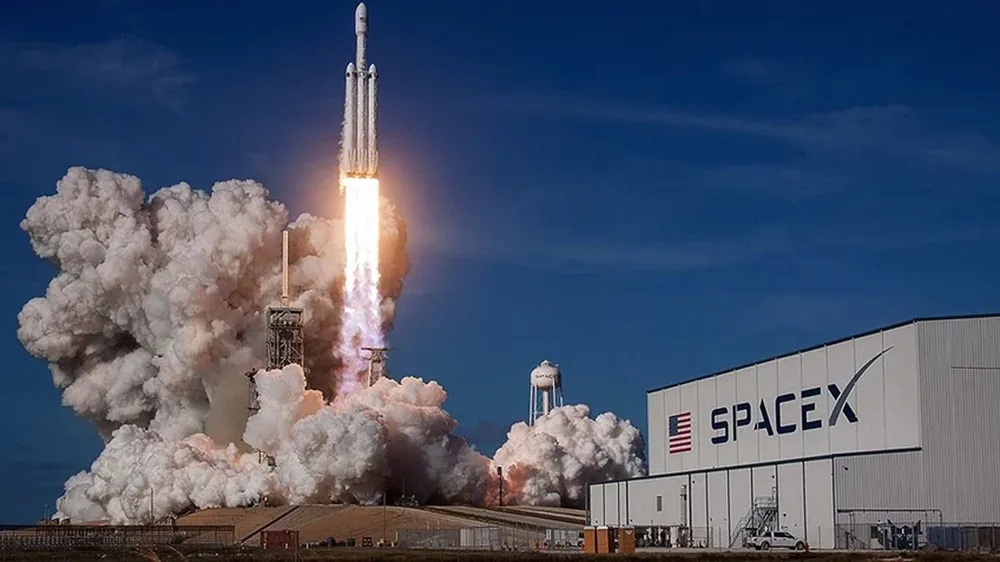 SpaceX Tarihin En Büyük İlk Halka Arzını Gerçekleştirdi