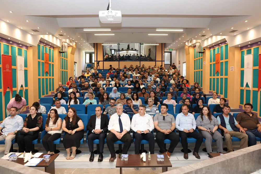 “Üreten Eller Güçlü Aileler” Projesi ile Sanayi Çalışanlarına Aile Eğitimi