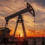 Petrol Fiyatlarında Barış Umuduyla Sert Dönüş: Piyasaların Dikkati İran-ABD Görüşmelerinde