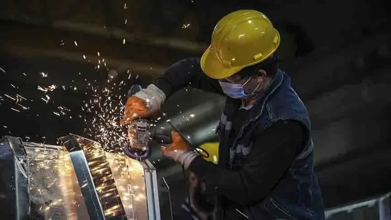 Sanayi Üretimi Nisanda Yüzde 3,7 Artışla Yükselişini Sürdürdü