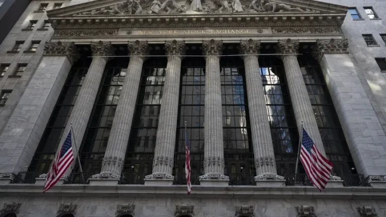 ABD Borsalarında Teknoloji Hisseleri Düştü: Nasdaq Yüzdde 3’ün ÜzerindeKayıp
