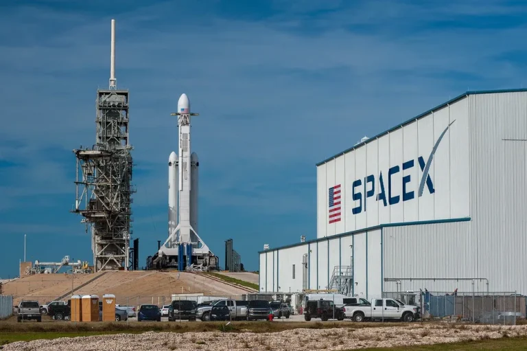 SpaceX’in Piyasa Değerinde Büyük Düşüş: 400 Milyar Doların Hikayesi
