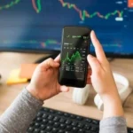 Finfluencerların Popülaritesinin Arkasındaki Gerçek: Finansal Bilgi Düzeyinden Çok Popülizm