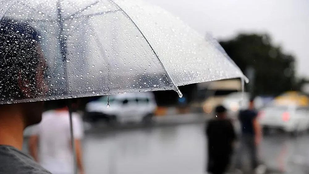 Meteoroloji Uyarısı: 16 İlde Sağanak Yağış ve 7 Derece Sıcaklık Düşüşü
