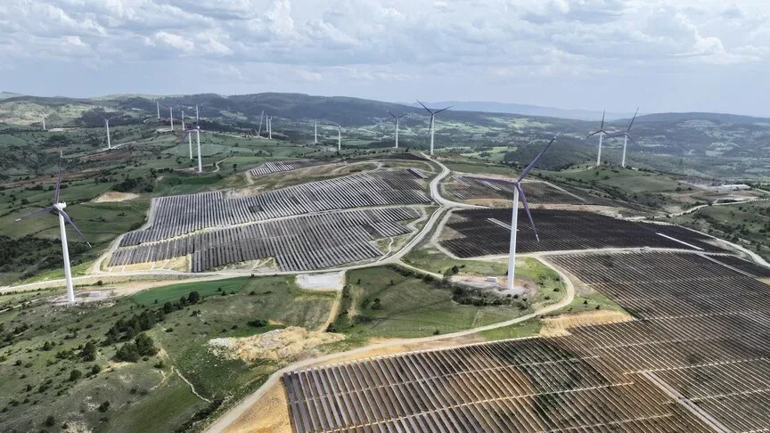 Türkiye Rüzgar ve Güneş Enerjisinde Dünya Sıralamasında Yükseliyor