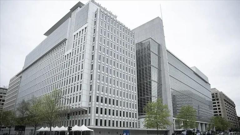 Dünya Bankası’nın Küresel Ekonomi Alarmı: Büyüme Tahminleri Düşürüldü