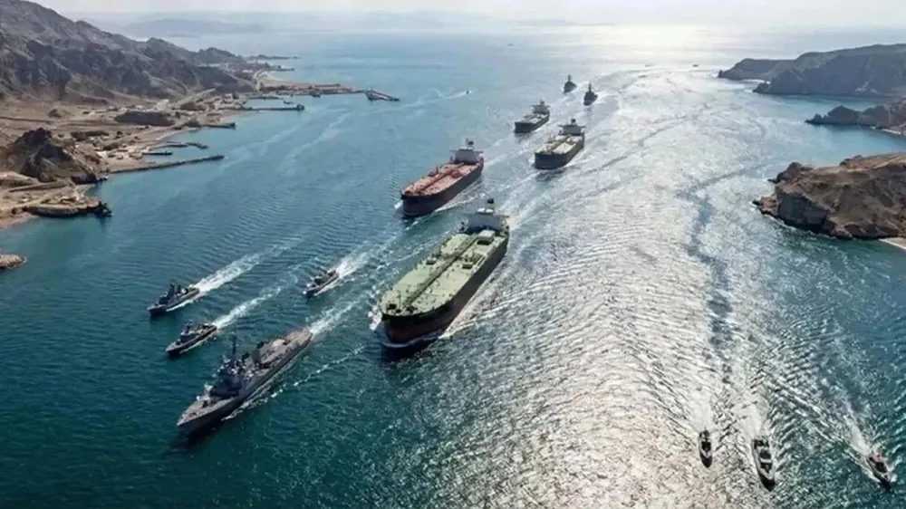 Hürmüz Boğazı’ndaki Yoğun Trafik: Rekor Seviyede Petrol Geçişi