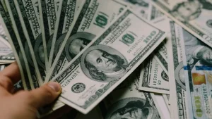 Doların Güçlenme Trendi Kalıcı Olmayabilir: Uzmanlar Ne Diyor?