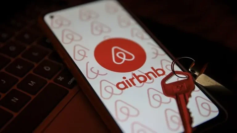 Airbnb’nin Büyüme Atağı: Hisseler Yüzde 17 Yükseldi