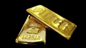 Altın Fiyatı %3’ten Fazla Gerileyerek 4,155 Dolara Düştü, Fed Beklentileri Artıyor