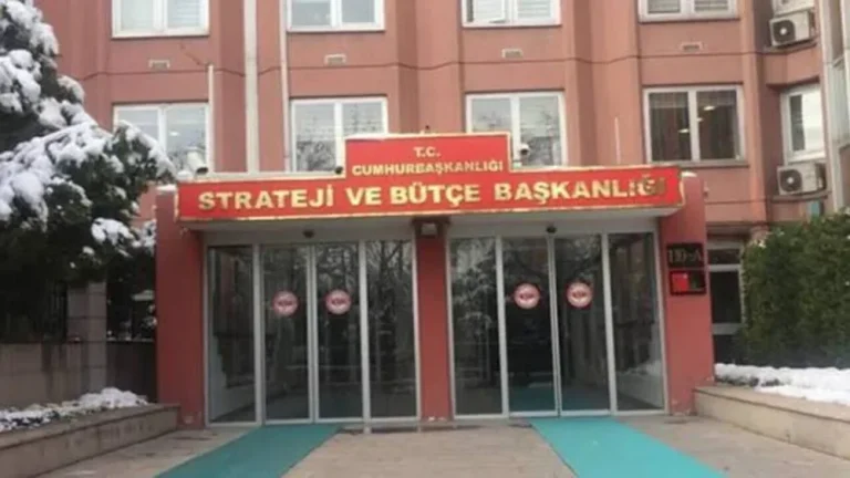 OVP Programı Açıklandı: Türkiye’nin 2027’ye Kadar Ekonomik Yol Haritası Belirlendi