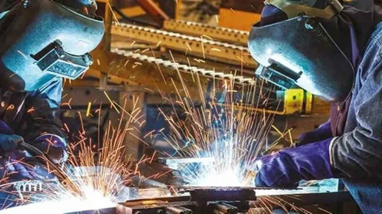 Euro Bölgesi’nde Bileşik PMI Ağustosta 52’de Sabit Kaldı, Hizmet Sektörü Geriledi