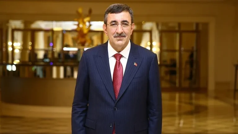 Yarın Saat 11.00’de Açıklanacak Orta Vadeli Program’da 2028’e Kadar Büyüme, Enflasyon ve İhracat Hedefleri Belirlendi