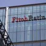 Fitch: 2026‑2027 Döneminde Küresel Kredi Riski Artıyor, Faiz ve AI Yatırımları Kritik