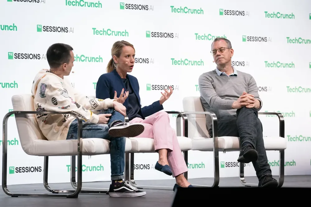AI Güvenliği ve Etik Üzerine Derin Analiz: Databricks ve ElevenLabs Paneli
