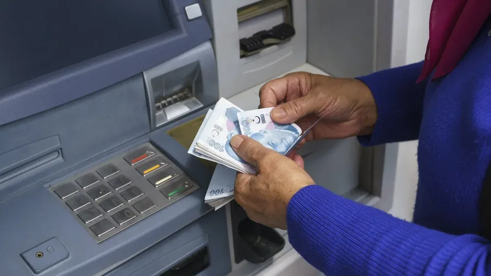 Emekli Maaşına Refah Payı ve Ek Zam Mu Geliyor? 2026 Yıl Sonu Düzenlemesi ve Meclis Takvimi