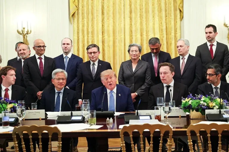 White House’tan “Süper Zekâ” Tanımı ve Öncü Teknoloji CEO’larıyla AI Güvenlik Taahhüdü